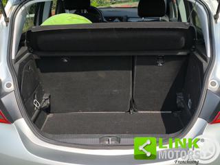 OPEL Corsa usata, con Climatizzatore