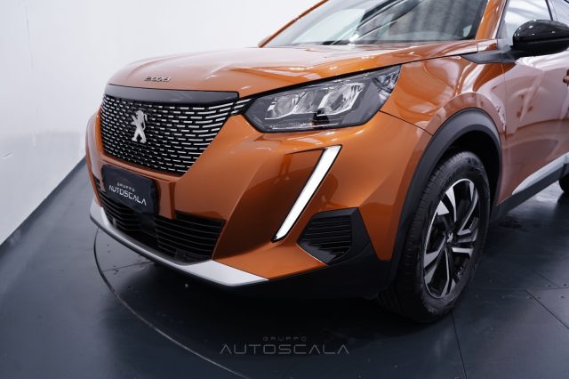 PEUGEOT 2008 usata, con Luci diurne LED