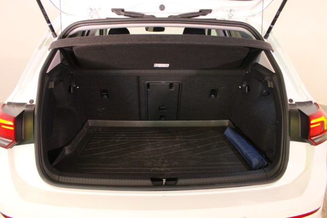 VOLKSWAGEN Golf usata, con ESP