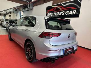 VOLKSWAGEN Golf usata, con Autoradio