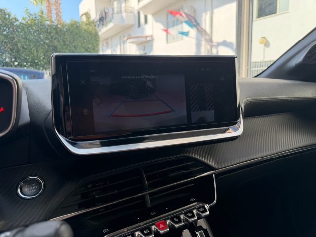 PEUGEOT 208 usata, con Telecamera per parcheggio assistito