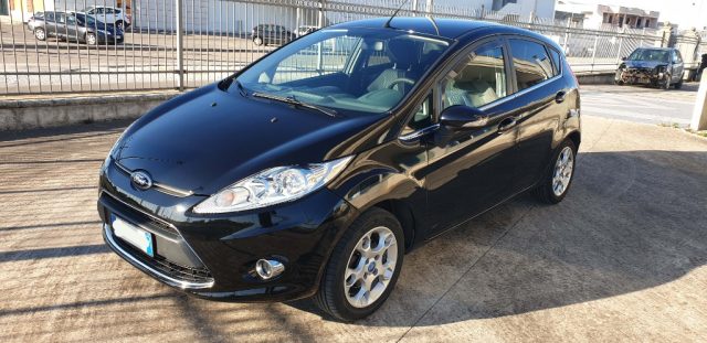 FORD Fiesta usata, con ABS