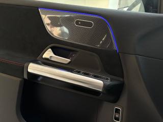 MERCEDES-BENZ GLA 200 usata, con Luci diurne