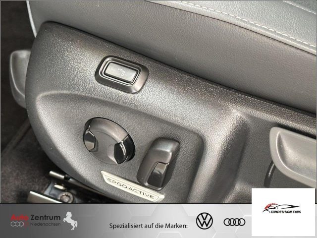VOLKSWAGEN Passat usata, con Autoradio digitale