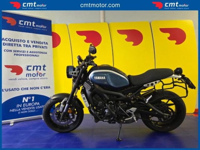 YAMAHA XSR 900 usata 2