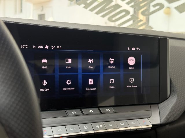 OPEL Astra usata, con Volante in pelle