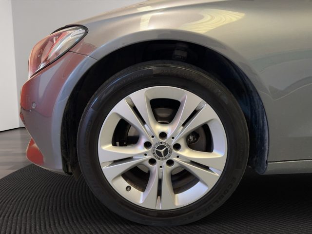 MERCEDES-BENZ C 200 usata, con Lettore CD