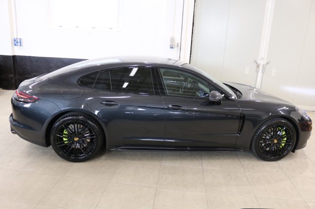 PORSCHE Panamera usata, con Autoradio