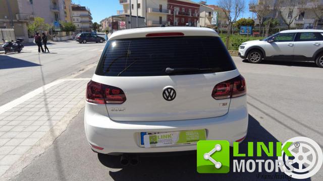 VOLKSWAGEN Golf usata, con Autoradio