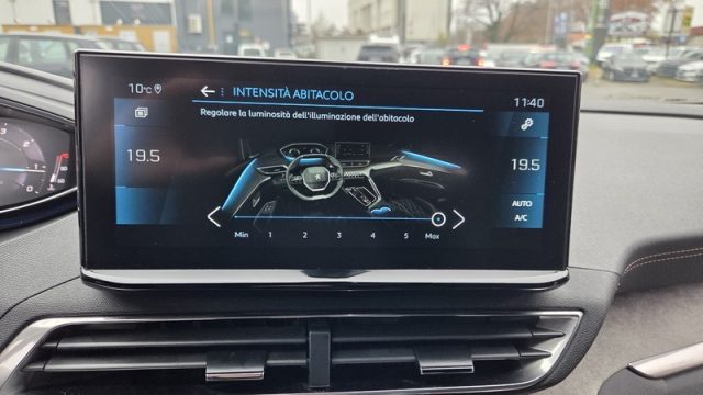 PEUGEOT 3008 usata, con Controllo vocale