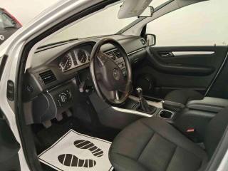 MERCEDES-BENZ B 200 usata, con Alzacristalli elettrici
