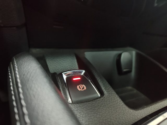 NISSAN Qashqai usata, con Bluetooth