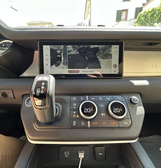 LAND ROVER Defender usata, con Cruise Control