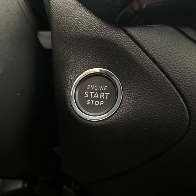 OPEL Grandland usata, con Fari LED