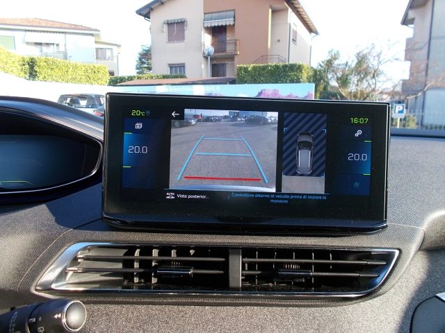 PEUGEOT 3008 usata, con Chiusura centralizzata