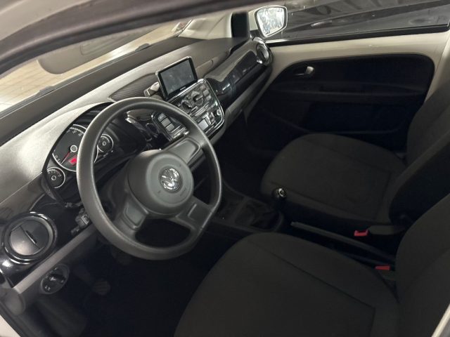 VOLKSWAGEN up! usata, con Chiusura centralizzata
