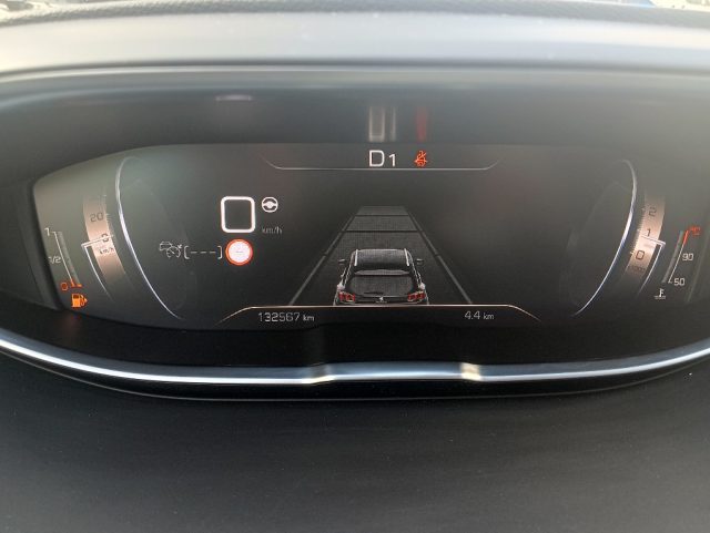 PEUGEOT 3008 usata, con Boardcomputer