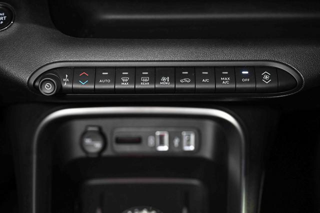 JEEP Avenger usata, con Volante in pelle