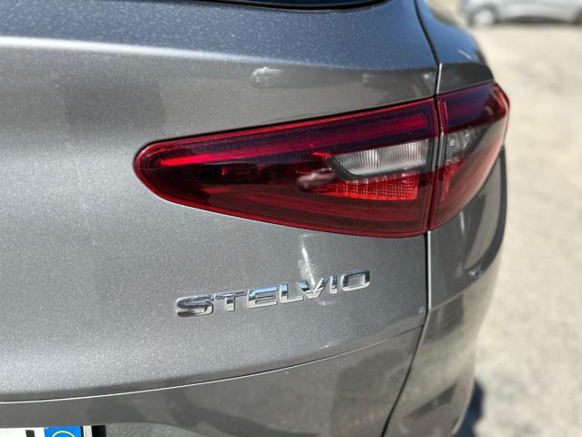ALFA ROMEO Stelvio usata 27
