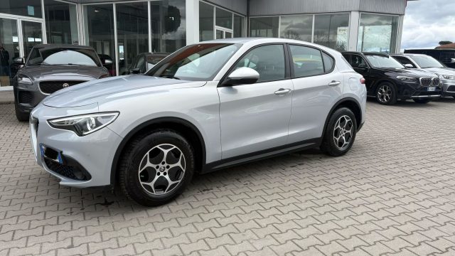 ALFA ROMEO Stelvio usata, con Cerchi in lega