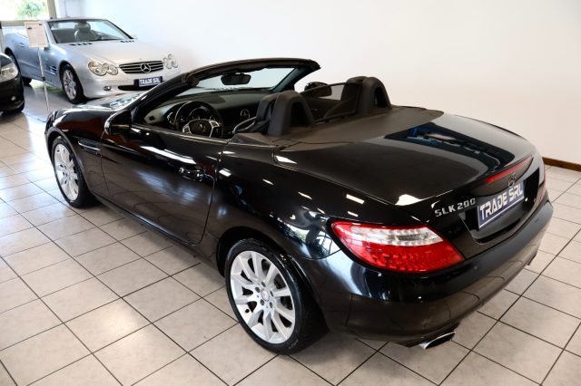 MERCEDES-BENZ SLK 200 usata, con Park Distance Control