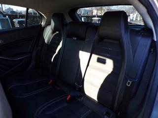 MERCEDES-BENZ GLA 220 usata 49