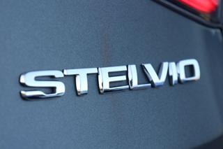 ALFA ROMEO Stelvio usata, con Park Distance Control
