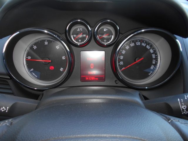 OPEL Zafira Tourer usata, con Boardcomputer