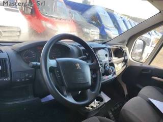 PEUGEOT Boxer usata, con Autoradio