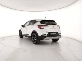 RENAULT Captur usata, con Autoradio
