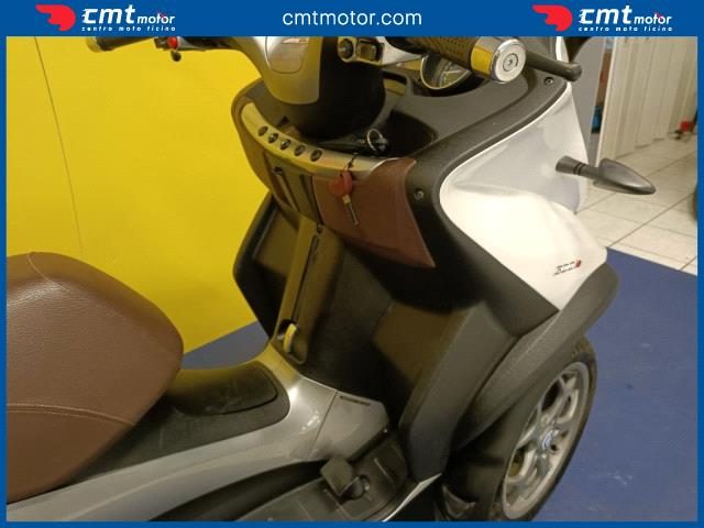 PIAGGIO MP3 usata 6