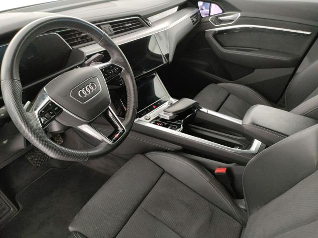 AUDI e-tron usata, con Interni in pelle