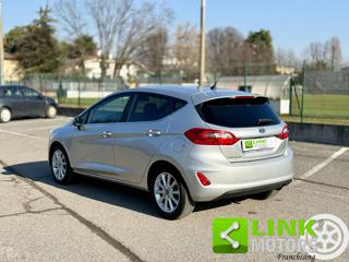 FORD Fiesta usata, con Autoradio