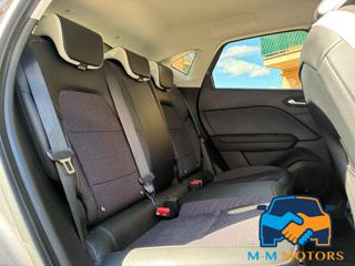 RENAULT Captur usata, con USB