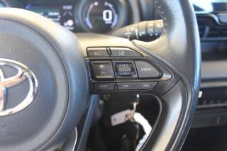 TOYOTA Yaris usata, con Airbag testa