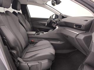 PEUGEOT 3008 usata, con Sensori di parcheggio anteriori