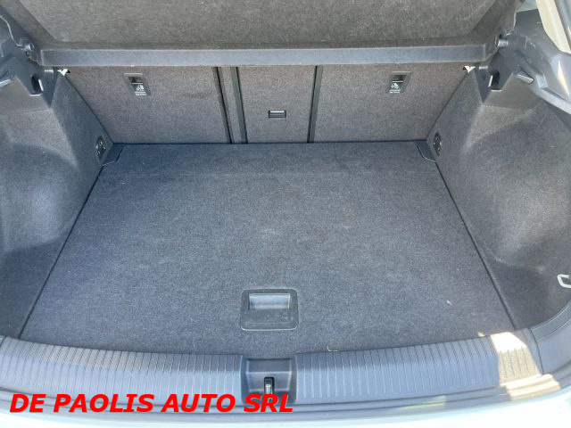 VOLKSWAGEN T-Roc usata, con Park Distance Control