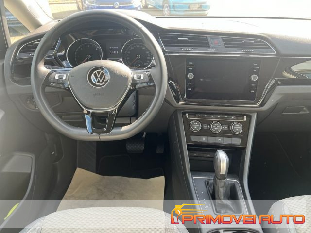 VOLKSWAGEN Touran usata, con ABS