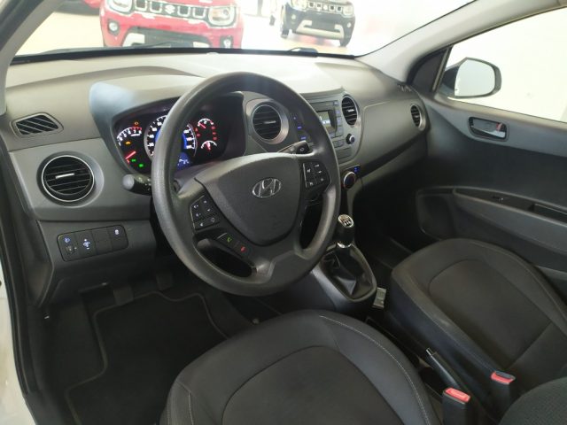 HYUNDAI i10 usata, con Autoradio