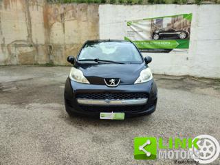 PEUGEOT 107 usata, con Airbag