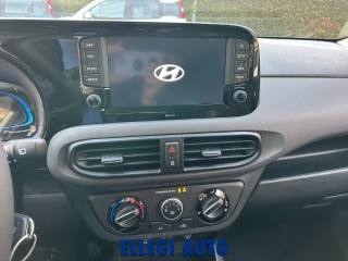 HYUNDAI i10 usata, con Sensori di parcheggio posteriori