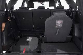 PEUGEOT 5008 usata 32