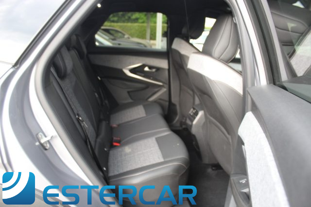 PEUGEOT 3008 usata, con Controllo automatico clima