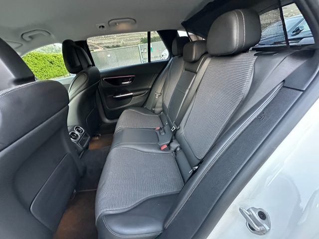 MERCEDES-BENZ C 220 usata, con Chiusura centralizzata