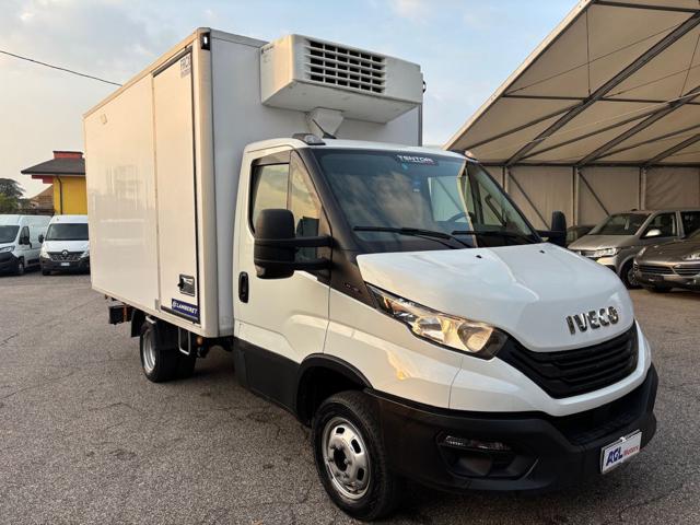 IVECO Daily usata, con Airbag Passeggero
