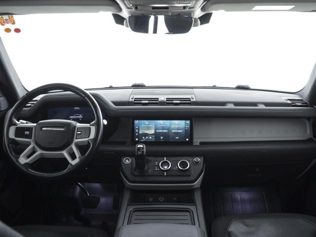 LAND ROVER Defender usata 3