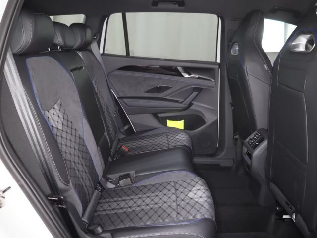 VOLKSWAGEN Tayron usata, con Autoradio digitale