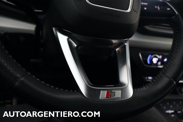 AUDI Q5 usata, con USB