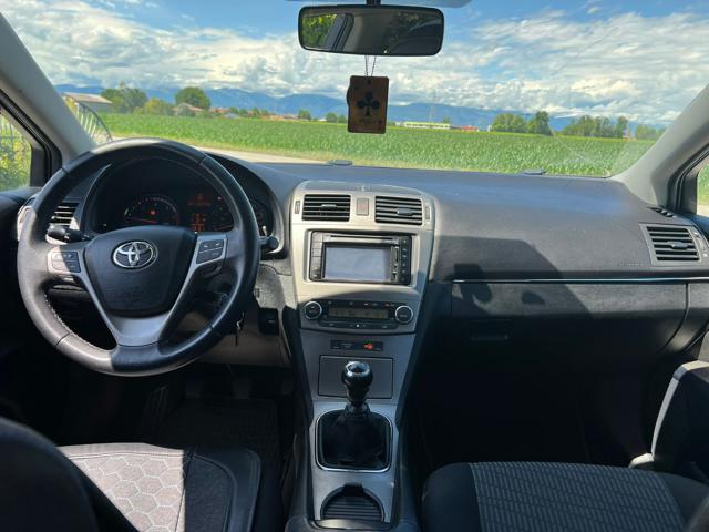 TOYOTA Avensis usata, con Climatizzatore