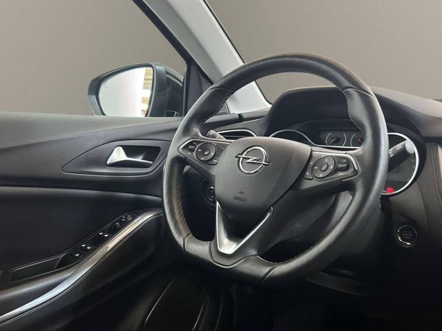 OPEL Grandland X usata, con Sedile posteriore sdoppiato